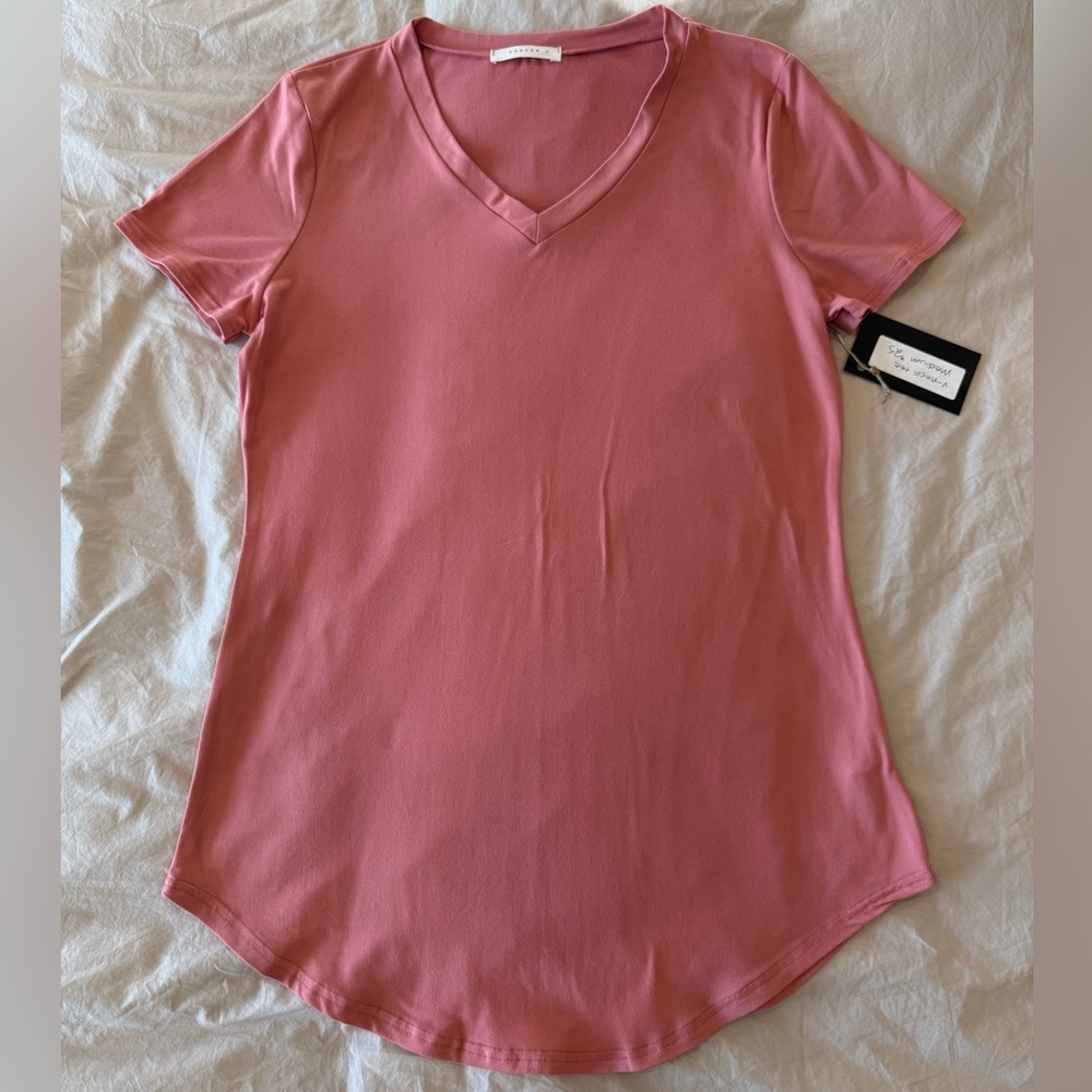 Reborn J Pink Short Sleeve V-Neck Tee